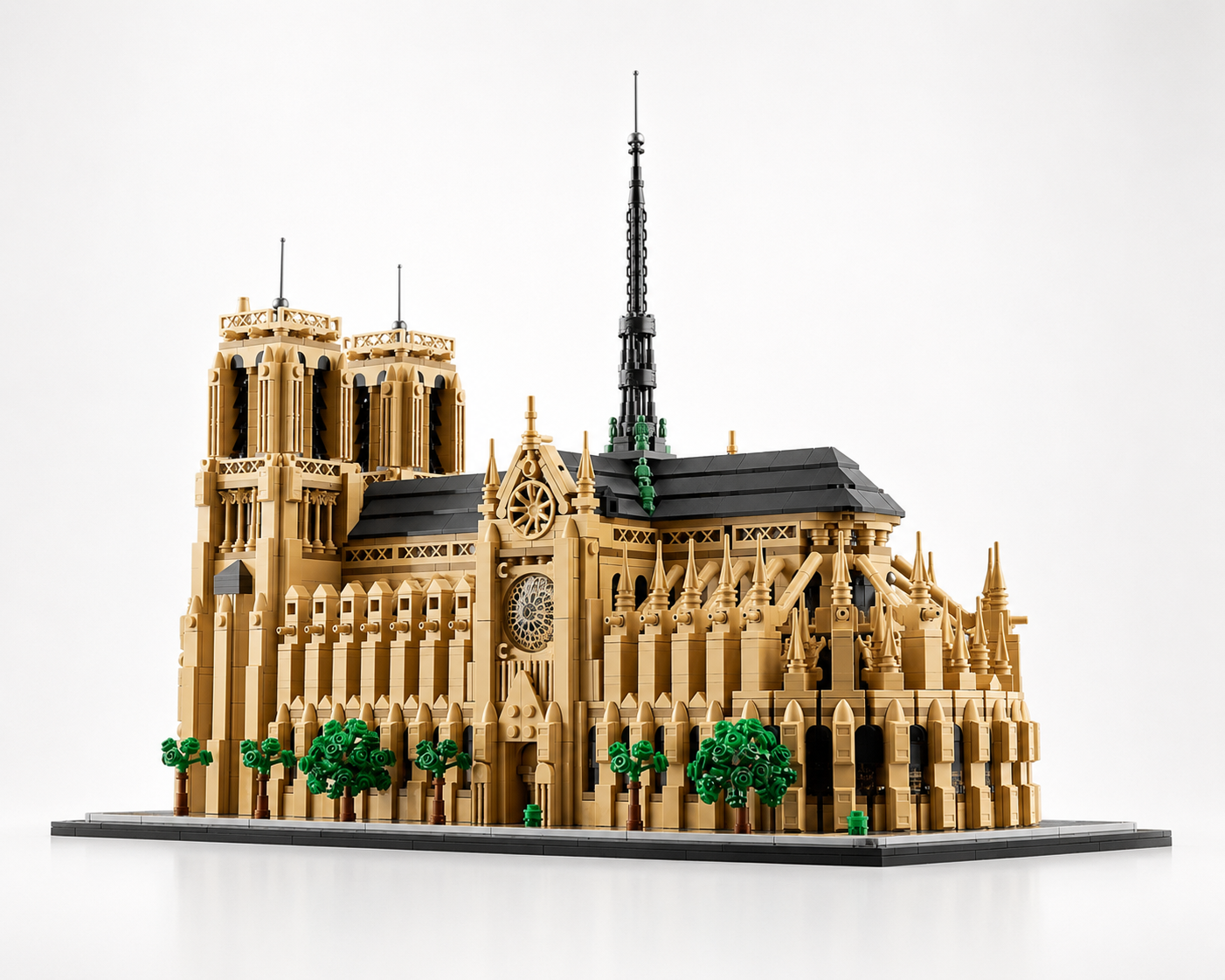 Notre-Dame Cathedral of Paris Building Set (4,383 Pieces)