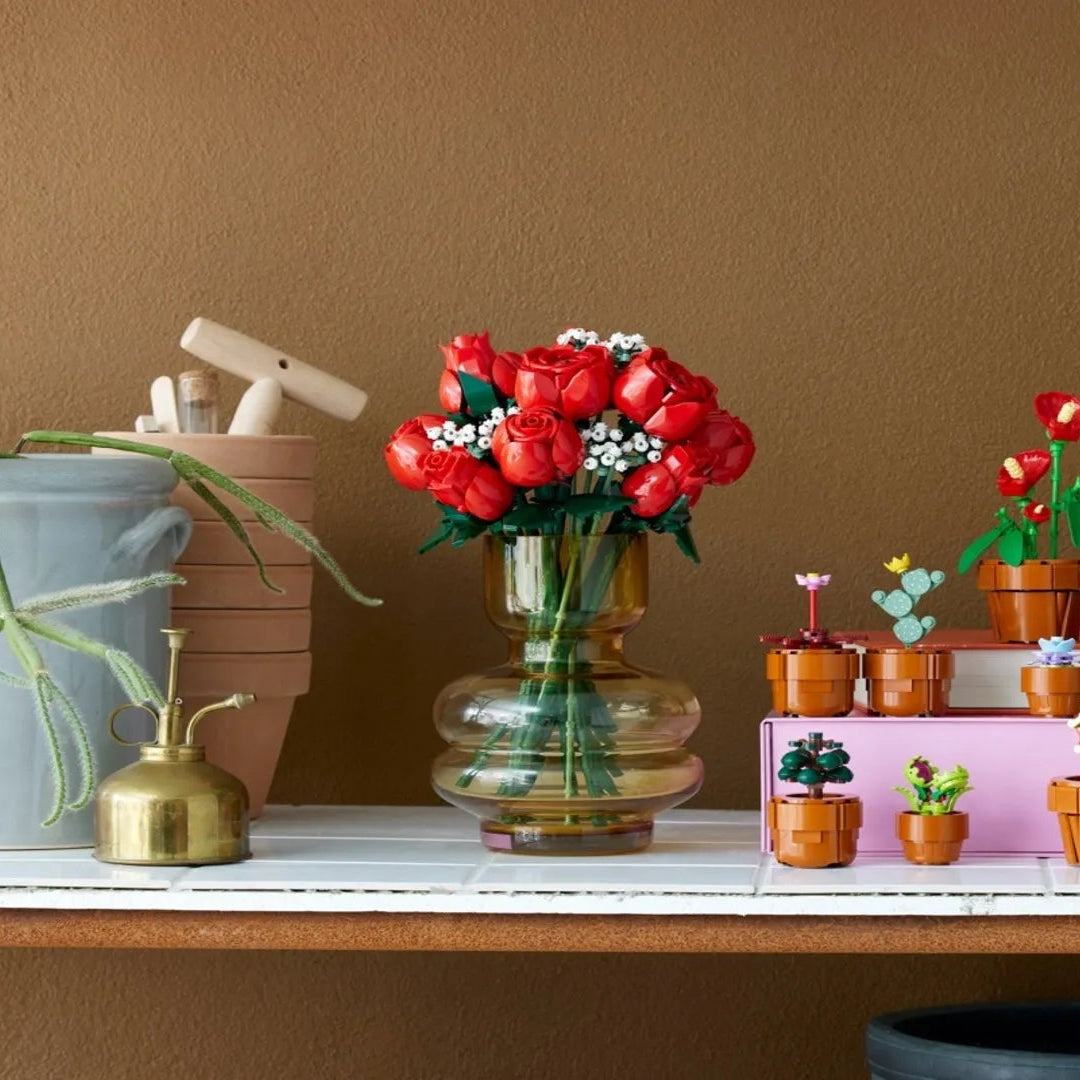 Rose Bouquet Building Set (822 Pieces)