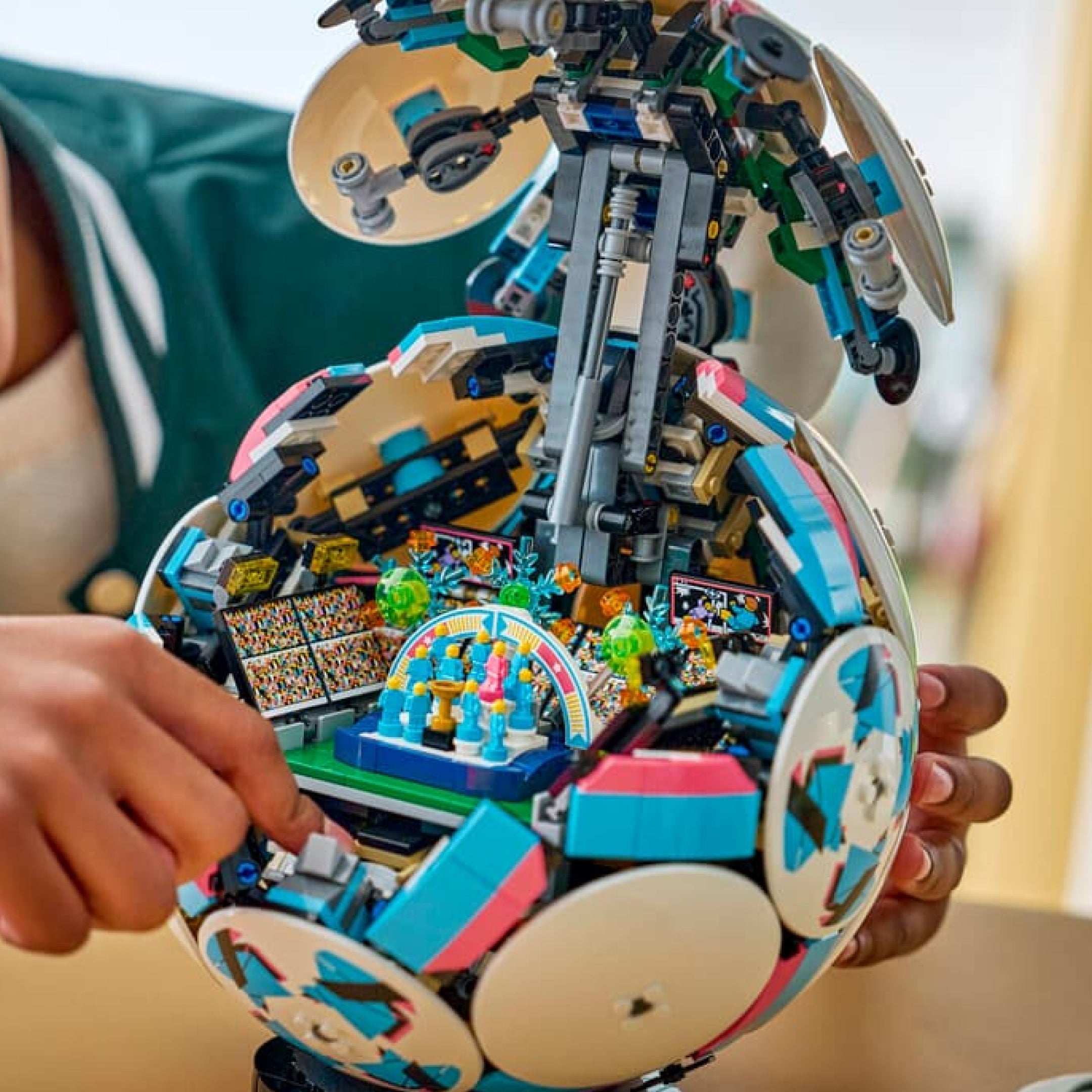 Soccer Ball Building Set (1,498 Pieces)