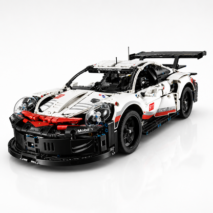 Porsche 911 RSR (1,580 Pieces)