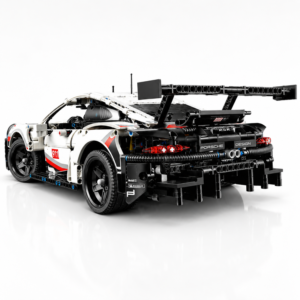 Porsche 911 RSR (1,580 Pieces)