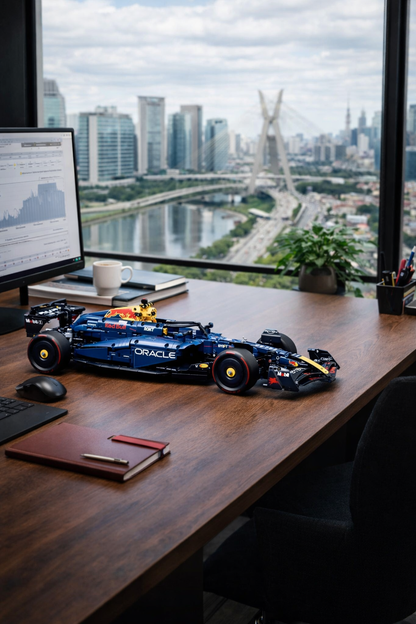 Oracle Red Bull Racing RB20 Formula 1 Car (1,639 Pieces)
