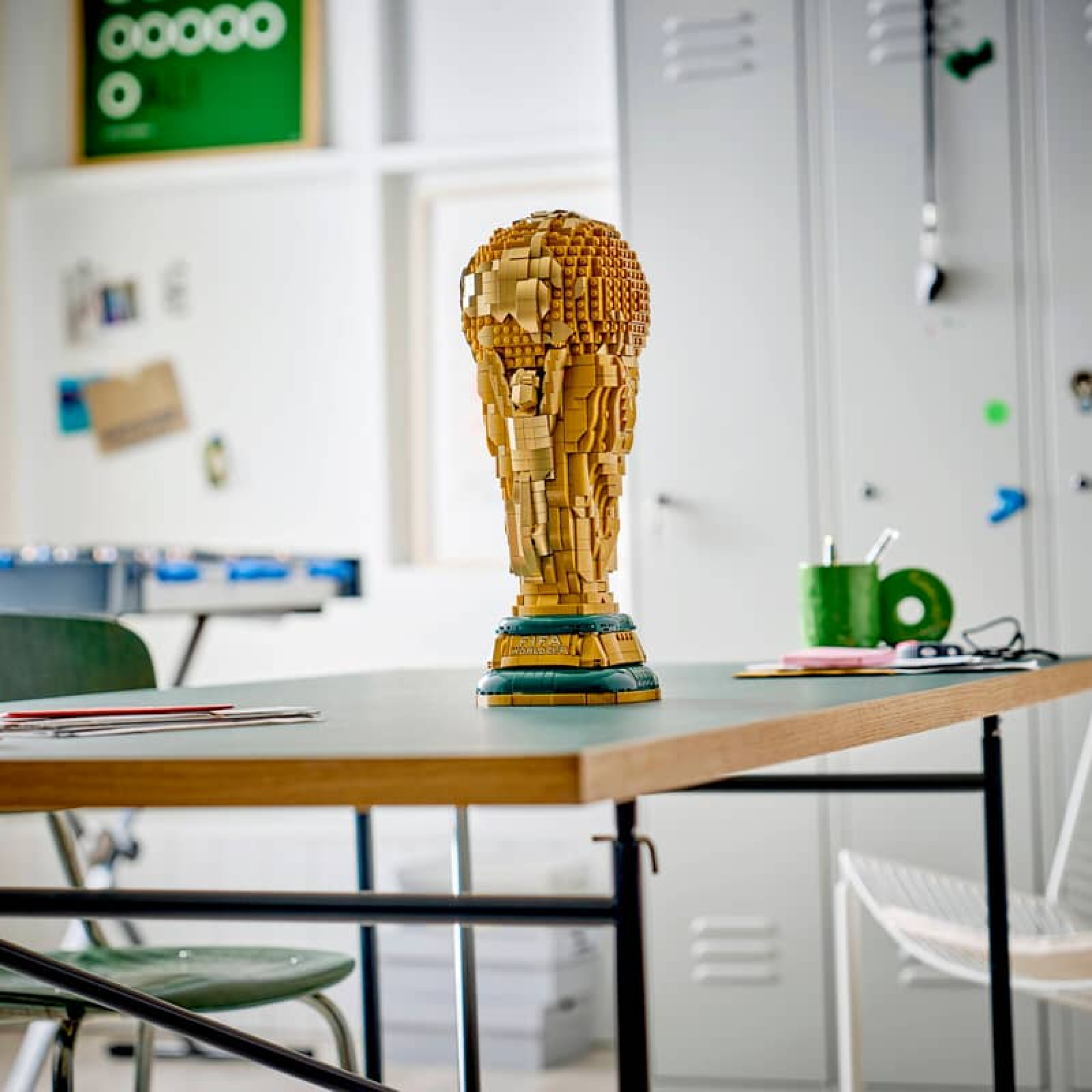 World Cup Trophy Building Set (2,842 Pieces)
