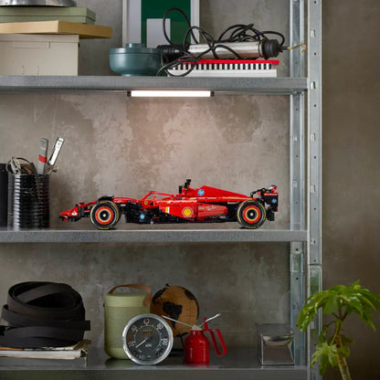 Ferrari SF-24 Formula 1 Car (1,361 Pieces)