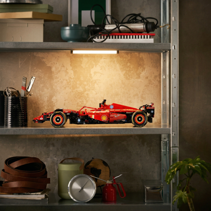 Ferrari SF-24 Formula 1 Car (1,361 Pieces)