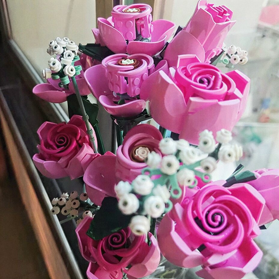 Eternal Pink Rose Bouquet (789 Pieces)
